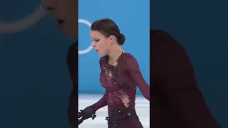 Anna Sherbakova and Evgeni Semenenko #figureskating