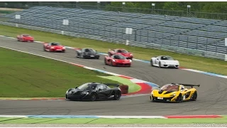 Supercars on track during SupercarSunday.NL