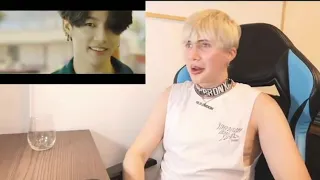 Oli london Reacts to BTS DYNAMITE