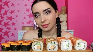 БРАТ НАЧАЛ СВОЙ ПРОЕКТ/ ПОДДЕРЖИМ ?? СУШИ РОЛЛЫ MUKBANG Ayka Emilly