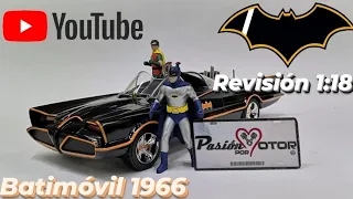 Revisión ¡En vivo! Batimóvil 1966 Escala 1:18 de Jada Toys.