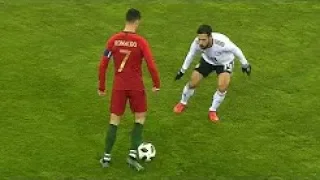 LAS JUGADAS MAS HUMILLANTES DE CRISTIANO RONALDO = NIVEL CRACKS