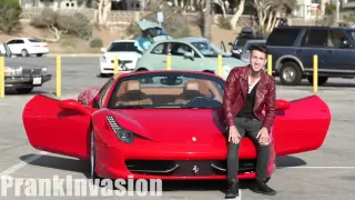 Kissing prank - FERRARI GOLD DIGGER!