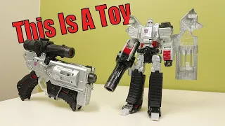 Why Don’t We Get Gun Megatron Any More?? | #transformers Classics Voyager Class Megatron Review