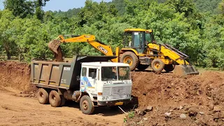 JCB loader helps the truck stuck in mud | JCB | Tata Trucks| hydraulic mechine | jcb and tipper