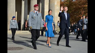 Laying of a wreath by King Felipe VI. at the New Guard