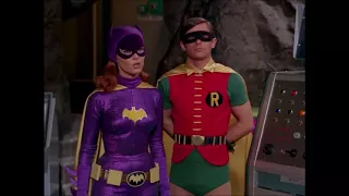 Batman Season 3 episode 25 (The Entrancing Dr. Cassandra) - Batgirl Supercut