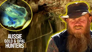 The Bushmen In Danger Of Being Crushed By A Crumbling Roof | Outback Opal Hunters