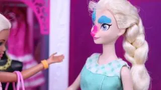 Frozen Elsa's Kid Alex LOST at the Barbie Mall Play Doh Makeover & DisneyCarToys Spiderman