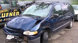 Lakewood Police investigate Chrysler minivan thefts