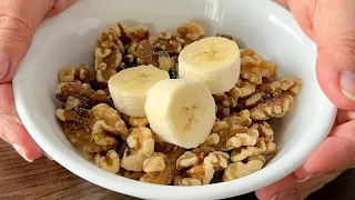 Only 2 ingredients! You will be surprised! Whisk together banana and walnuts asmr