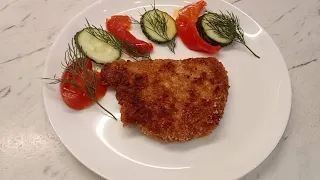 Juicy chops in crispy breading! Simple, fast and very tasty!