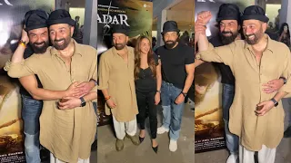 Sunny deol Finally After long With Bobby Deol Esha deol At Gadar 2 movie Screening in Juhu