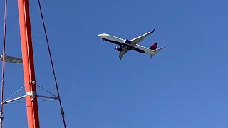 Delta 737-900ER go-around at ATL