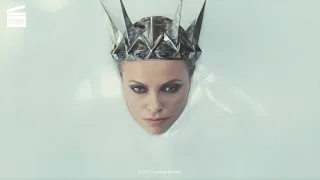 Snow White and the Huntsman: You would kill your queen?