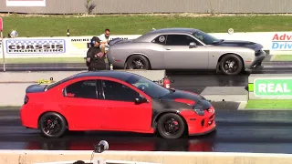 Dodge Neon SRT4 vs Scat Pack Challenger Drag Race