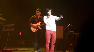 Suraj Hua Maddham - Sonu Nigam Live Singing Performance