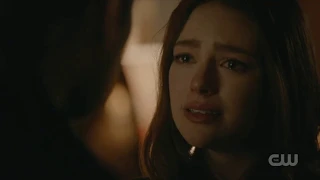 The Originals 5x13 Klaus and Hope talk and hug