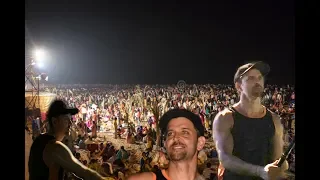 Hrithik Roshan Enjoying Chhath Puja 2018 At Juhu Beach With Fans