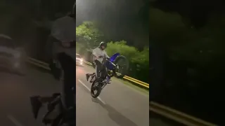 Motociclista falleció en un accidente, en Medellín, cuando "picó" la moto