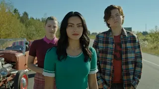 Riverdale Season 5 Episode 3, Veronica, Betty and Jughead Chase After Archie in the Army Bus