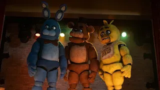 3 Brand New Five Nights At Freddy's TV Spot Trailers - Universal Hispanic