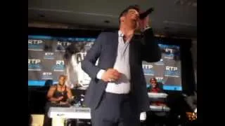 Robin Thicke - Blurred Lines