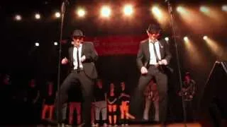 Dreierpasch - Everybody needs somebody to love (Blues Brothers) + TANZ