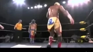 Wrestler Hypnotizes Opponents, Creating Dance Party