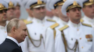 Putin promises dozens of new ships at Russia’s Navy Day Parade