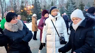 Я ИДУ ТЕБЕ НАВСТРЕЧУ! ТАНЦЫ В ПАРКЕ ГОРЬКОГО ХАРЬКОВ СЧАСТЛИВЫЕ ДНИ