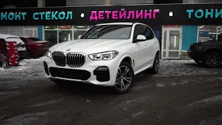 Обклеиваем БМВ x5 в белую матовую полиуретановую пленку!