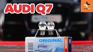 How to change rear light lamp bulbs on AUDI Q7 TUTORIAL | AUTODOC