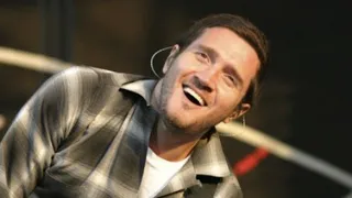 John frusciante being a funny guy for 3 minutes and 45 seconds.