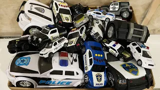 Police Car Chase is Happening! Make Way for 26 Rescue Police cars on a Minislope! It's an Emergency!