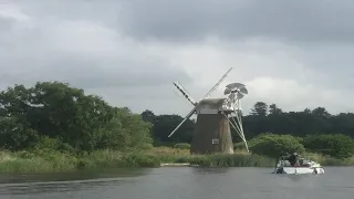 My Working Holiday on the Norfolk Broads: A Journey to Discovering Boating Adventures