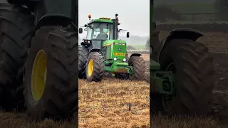 John Deere 4255 tractor at North Notts Ploughing Match