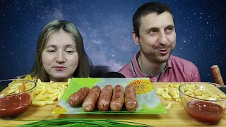 МУКБАНГ ЖАРЕНЫЕ СОСИСКИ И КАРТОШКА ФРИ | MUKBANG FRIED SAUSAGES AND FRENCH FRIES #sausages #mukbang