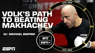 Michael Bisping breaks down Alex Volkanovski’s path to victory vs. Islam Makhachev at UFC 284
