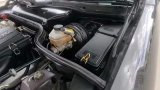 1991 SL500 Engine bay