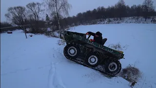 Катаемся на самодельном вездеходе, болотоходе, сделан своими руками