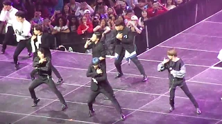 Super Junior - Sorry Sorry, Mr. Simple & Bonamana Medley at KCON NY 2018 (fancam)