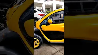 Renault Twizy Electric Microcar #shorts #renault #twizy #minicar #microcar