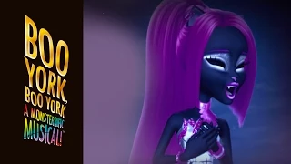 "İçimde" adlı şarkının Müzik Videosu | Monster High"