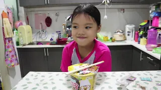 UNBOXING PORORO NOODLE