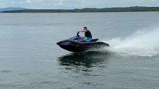 MANOBRAS COM JETSKI SPARK TRIXX