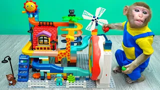 KiKi Monkey build a Satisfying Building Blocks Coaster and Marble Run ASMR | KUDO ANIMAL KIKI