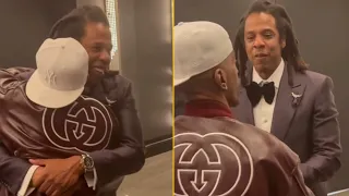 Jay Z Reunited With Rakim After The Grammy Awards And Gives His Crown ‘Thank You For Everything’