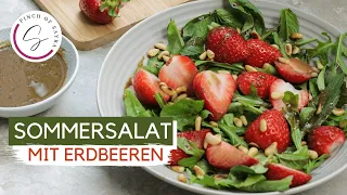 Erdbeer Salat mit Balsamico Dressing | Pinch of Sayra