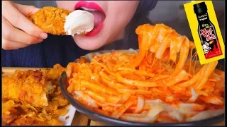 ASMR CREAMY SPICY FIRE SAUCE FETTUCCINE PASTA + CORN FLAKE CHICKEN | EATING SOUNDS  意大利面 咀嚼音 | 먹방